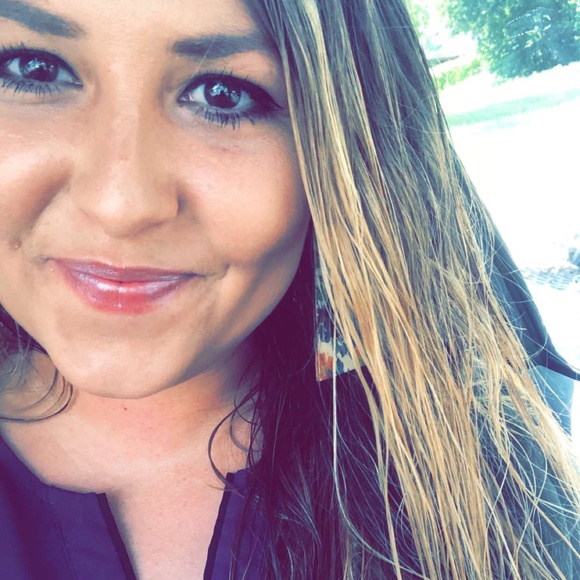 Women’s Clothing - Picture 1 of 1